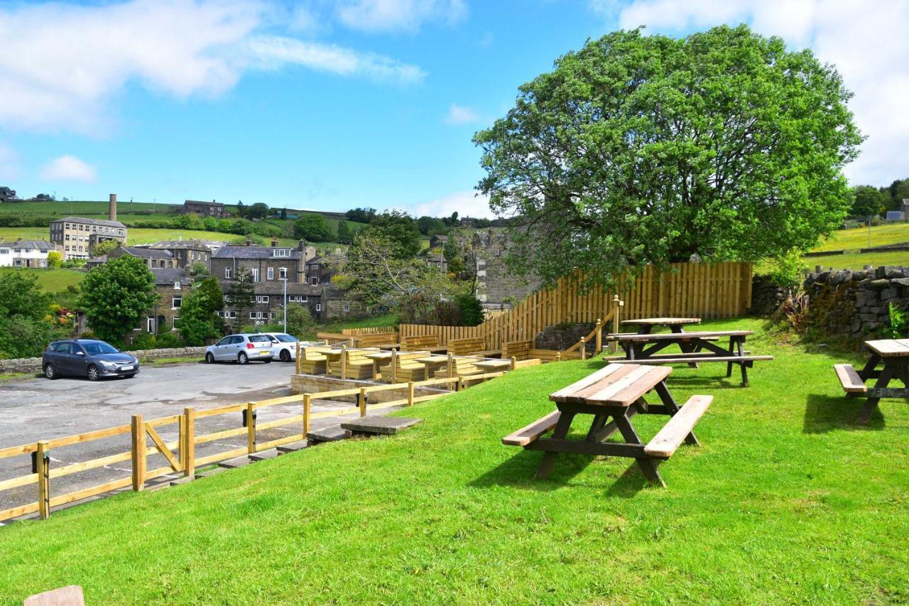 Robin Hood Inn Hebden Bridge Exterior photo